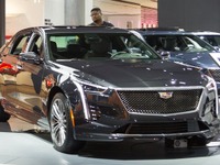 キャデラック CT6 に550馬力の「V」、8万8790ドルから…デトロイトモーターショー2019 画像