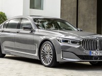 BMW 7シリーズ 改良新型、大型グリルで表情一新…フルデジタルコクピット搭載 画像