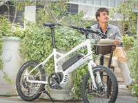 ミニベロタイプのe-bike「ルイガノ アセント e-sports」、1月下旬からあさひで発売 画像