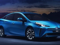 トヨタ プリウス、WLTP燃費は24.4km/リットル…2019年型を欧州で発表 画像