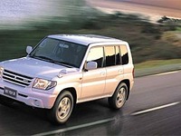 『RAV4』をぶっつぶせ! 三菱が『パジェロイオ』に用意した新兵器 画像