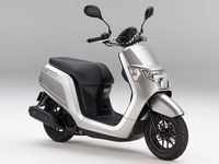個性派スクーター、ホンダ ダンク のカラーバリエーション変更へ 画像