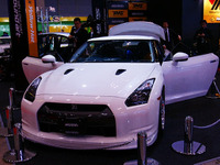 【東京オートサロン08】あちらこちらで GT-R 画像