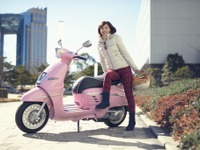 吉田由美、バイクジャーナリストに転身!? ローマの休日ならぬ「東京の休日」で公道デビュー 画像