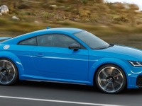 アウディ TT の頂点『TT RS』に改良新型、2.5ターボは400馬力…欧州発表 画像
