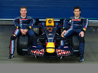 レッドブルのニューマシン RB4 がデビュー 画像