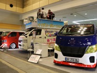 「これもハイエースだ」イイダコーポレーションの選挙カー…大阪オートメッセ2019 画像