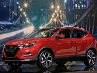 日産 ローグスポーツ 2020年型、エクストレイル 顔に…シカゴモーターショー2019 画像