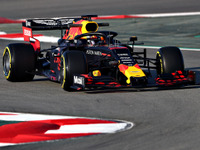 【F1】ホンダ製パワーユニット搭載のレッドブルRB15、チーム伝統のカラーリングを纏い合同テストに参加 画像