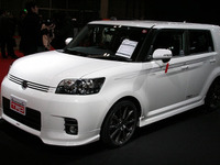 【東京オートサロン08】写真蔵…トヨタ カローラ ルミオン TRD Sportivo Ver. 画像