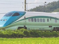 山形新幹線の観光列車『とれいゆ』がリニューアル…足湯の空き情報も表示　4月6日 画像