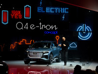 アウディの電動SUV第2弾『Q4 e-tron』、航続450km以上…ジュネーブモーターショー2019 画像