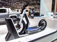 VWの電動スクーターコンセプト『ストリートメイト』、航続35km…ジュネーブモーターショー2019 画像