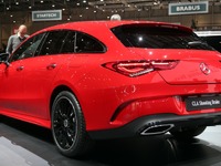 メルセデスベンツ CLAシューティングブレーク 新型、スポーツカーのデザイン要素を採用…ジュネーブモーターショー2019 画像