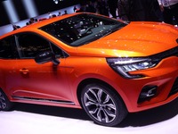 ルノー クリオ 新型、新開発ハイブリッドは最大4割燃費向上…ジュネーブモーターショー2019 画像