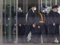 ゴーン被告の高野弁護士、変装作戦の失敗で「名声に泥を塗る結果になった」 画像