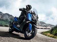 ヤマハ発動機、スポーツスクーター XMAX に新色4カラー設定へ 画像