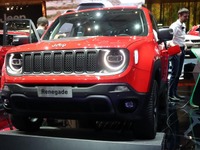 ジープ レネゲード に初のPHV、EVモードは約50km…ジュネーブモーターショー2019 画像