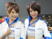【東京オートサロン08】コンパニオン写真蔵…東洋ゴム 画像