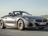 BMW Z4 新型発売、縦型ヘッドライトなど新デザイン採用 566万円より 画像