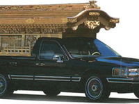 霊柩車にも部品共通化の波——コスト削減を迫られる理由は? 画像