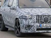 メルセデスの最高級モンスターSUV「AMG GLS63」新型、大台の600ps超えへ 画像