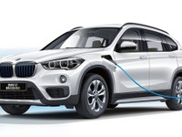BMW X1 のPHVが改良、燃費7割向上…上海モーターショー2019で発表へ 画像