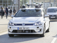 VW、高度な自動運転車の公道テストを開始…レベル4は初 画像
