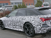 アウディ RS6アバント 次期型はプラグインに!? スーパーワゴンは700馬力へ 画像
