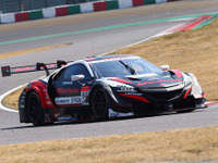 SUPER GTマシンを彩るエプソンの技術、カラーラッピング制作動画を公開 画像