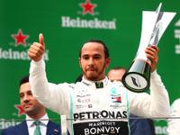 【F1 中国GP】F1グランプリ1000戦目の記念すべきレースを制したのはルイス・ハミルトン 画像
