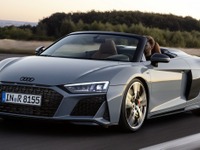 アウディ R8 改良新型、620馬力で最高速331km/hに…ニューヨークモーターショー2019で発表へ 画像
