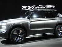 三菱 e-Yiコンセプト、次世代の電動SUV発表…上海モーターショー2019 画像