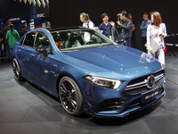 メルセデスAMG A35L 4MATICセダン 登場、Aクラスにもやっぱり「ロング」…上海モーターショー2019［詳細画像］ 画像