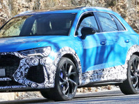 TT RSの心臓…「ターボブルー」のアウディ RS Q3 新型、最終デザインを確認 画像