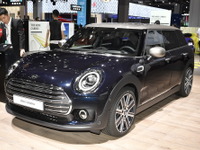 MINI クラブマン に改良新型、表情変化…上海モーターショー2019 画像