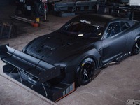 これが GT-R !? ウイングが巨大すぎるヒルクライムマシン登場 画像