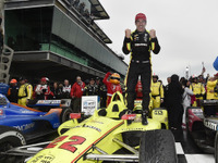 【INDYCAR 第5戦】ラスト前の周に“奪首”して勝利、シモン・パジェノーがインディカーGPを制す…佐藤琢磨14位 画像