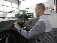 R-M、新型分光光度計発売へ　独自のカラーデータベースと新技術で正確性向上[訂正] 画像