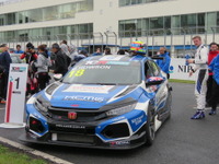 新シリーズ「TCRジャパン」がオートポリスで開幕…シビック駆るマシュー・ホーソンが初戦制覇 画像