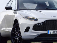 アストンマーティン初のSUV「DBX」、これが市販型デザインだ! 画像