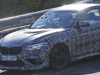 BMWの最強コンパクトクーペ「M2 CS」、市販プロトがニュルで初テスト 画像