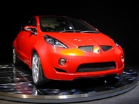 【新聞ウォッチ】三菱自動車、赤字脱却後に「社名変更」も浮上 画像
