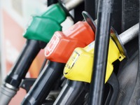 2030年度目標の新燃費規制、EVも対象に3割改善義務［新聞ウォッチ］ 画像