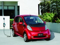 三菱の電気自動車 『i-MiEV』が10周年 画像