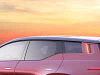 フィスカーの新型EV、12月デビューが決定…航続は480km以上 画像