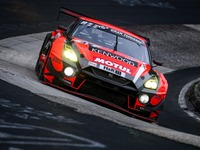 横浜ゴム、ニュル24時間参戦の4台にADVANタイヤを供給 画像