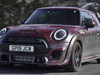 MINI史上最強最速、「JCW GP」新型は300馬力超え…プロトタイプの画像 画像