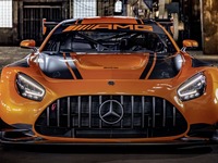 メルセデス AMG GT、「GT3」レーサーに改良新型…戦闘力向上 画像