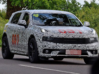 ロータス初のSUV、開発車両を初スクープ!電動モデルが有力 画像